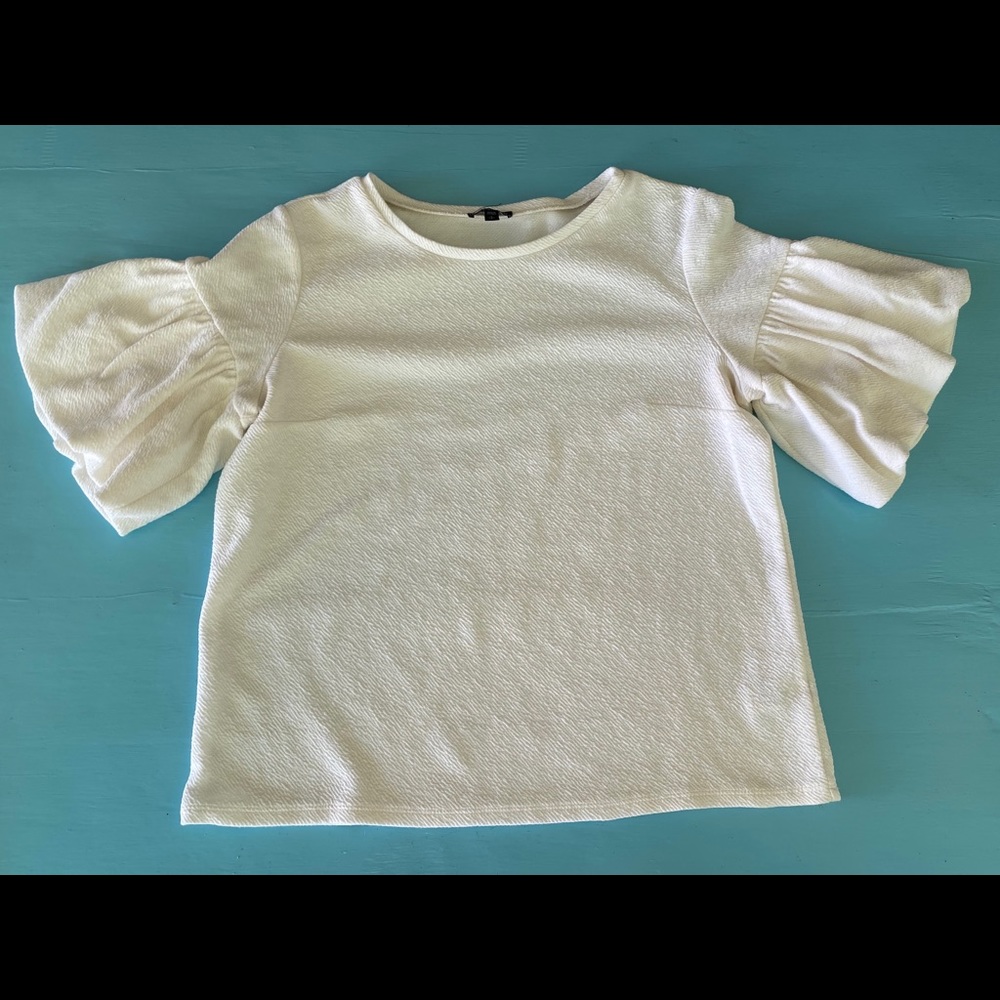 Small Express Top, Cream color with Short Sleeves
